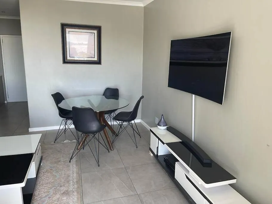 Gorgeous 5 Star Apartment In Camps Bay Città del Capo