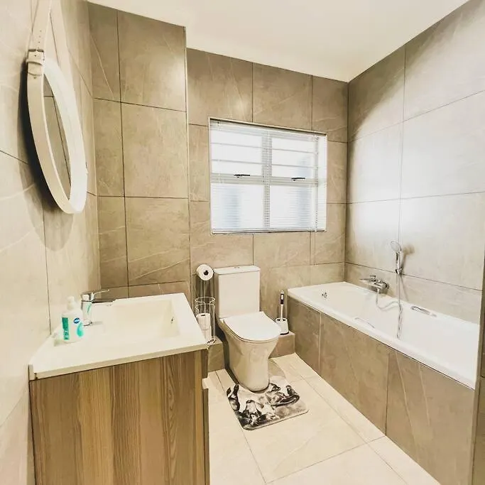 Gorgeous 5 Star Apartment In Camps Bay Cape Town