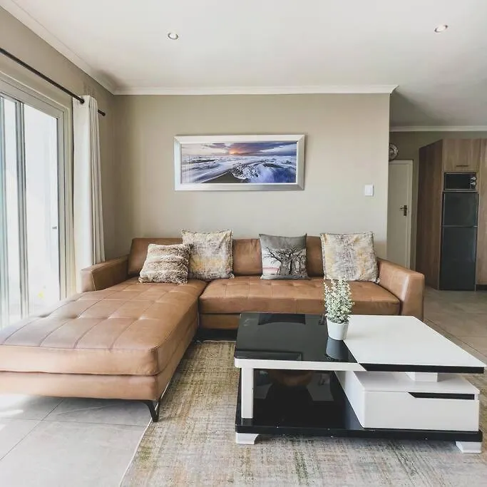 Gorgeous 5 Star Apartment In Camps Bay Cape Town